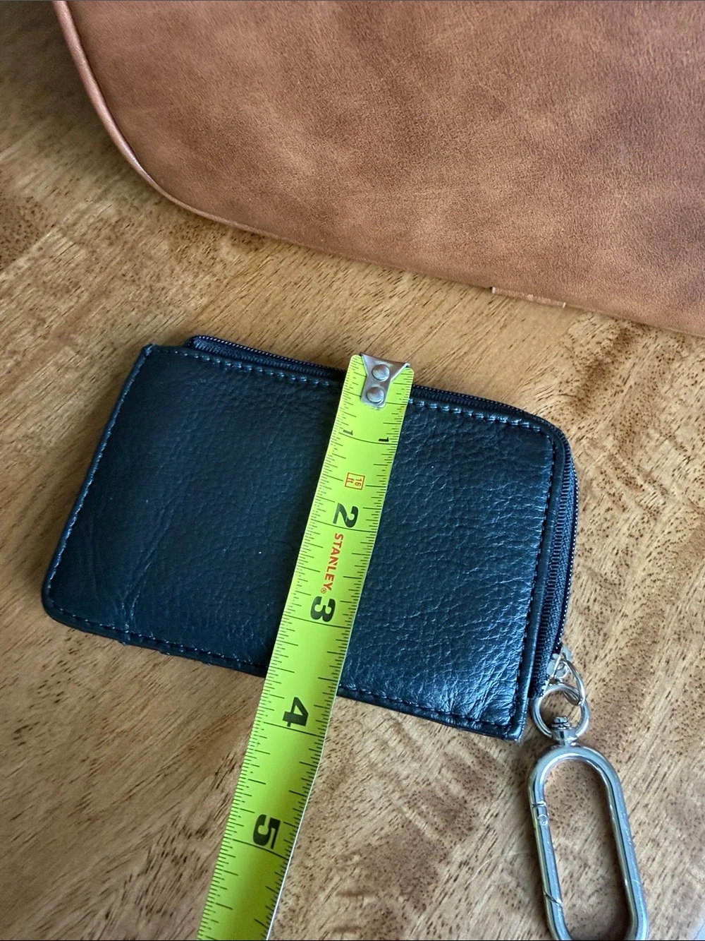 Universal Thread top handle with genuine leather card case